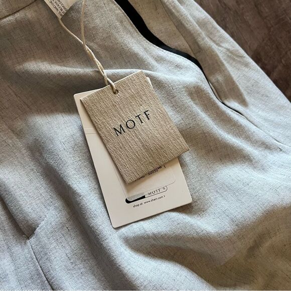 Stylish Gray Trousers by MOTF wide leg stretch waist Large NWT - Picture 4 of 6